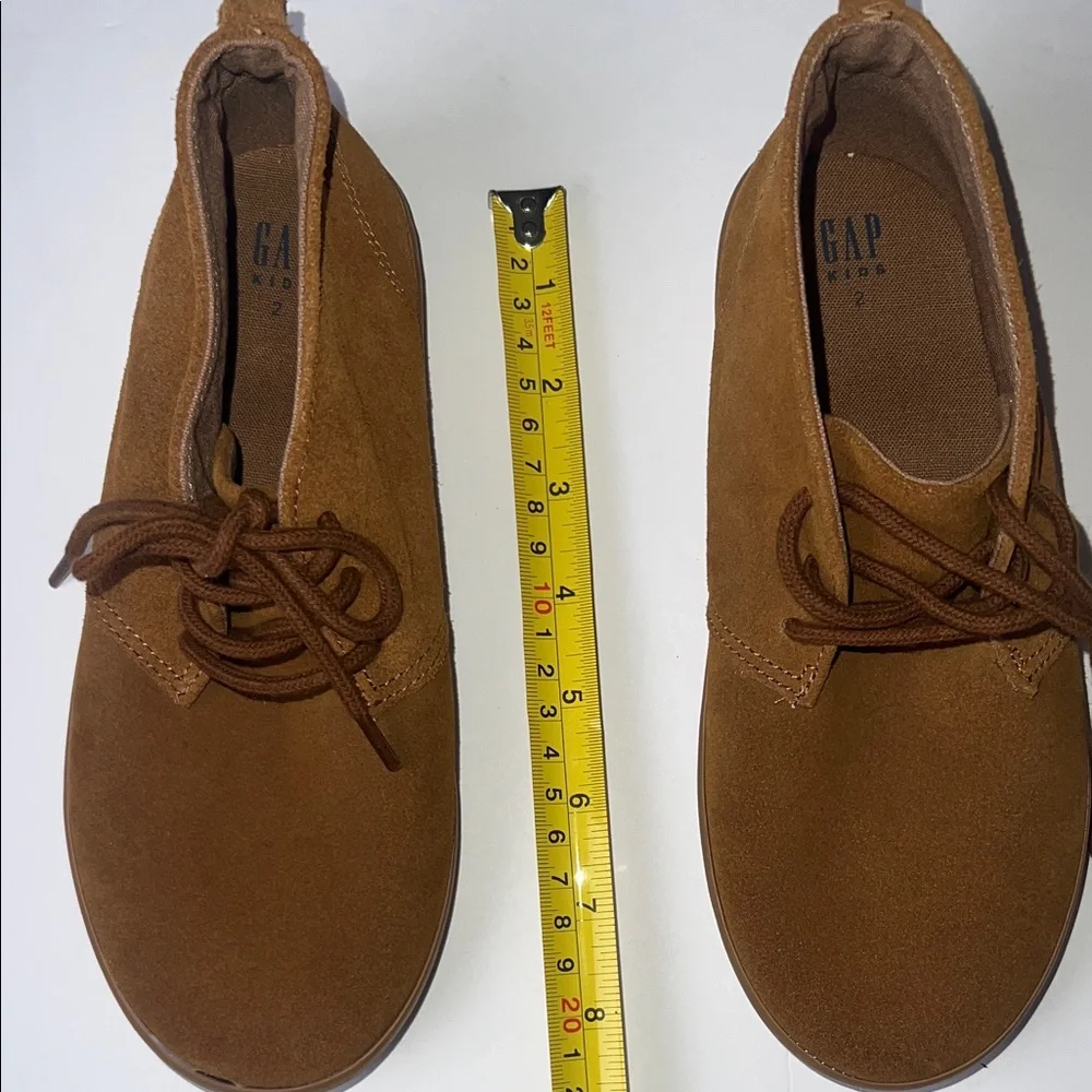 GAP Kids Tan Suede Chukka Cognac‎ Lace-Up Boots